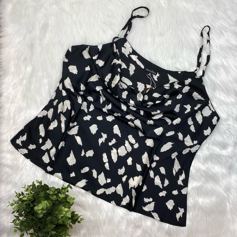 Zenobia Black and White Women’s Print Top